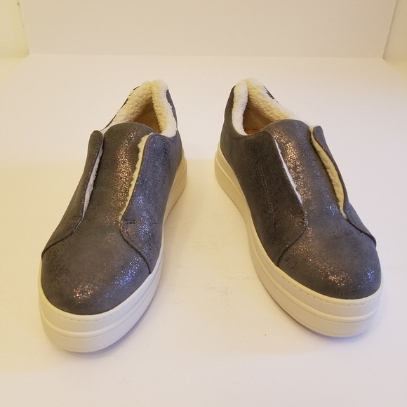 J/SLIDES Nada Sneakers Metallic Pewter Platform Shearling Low Top Slip on Womens - Picture 2 of 16